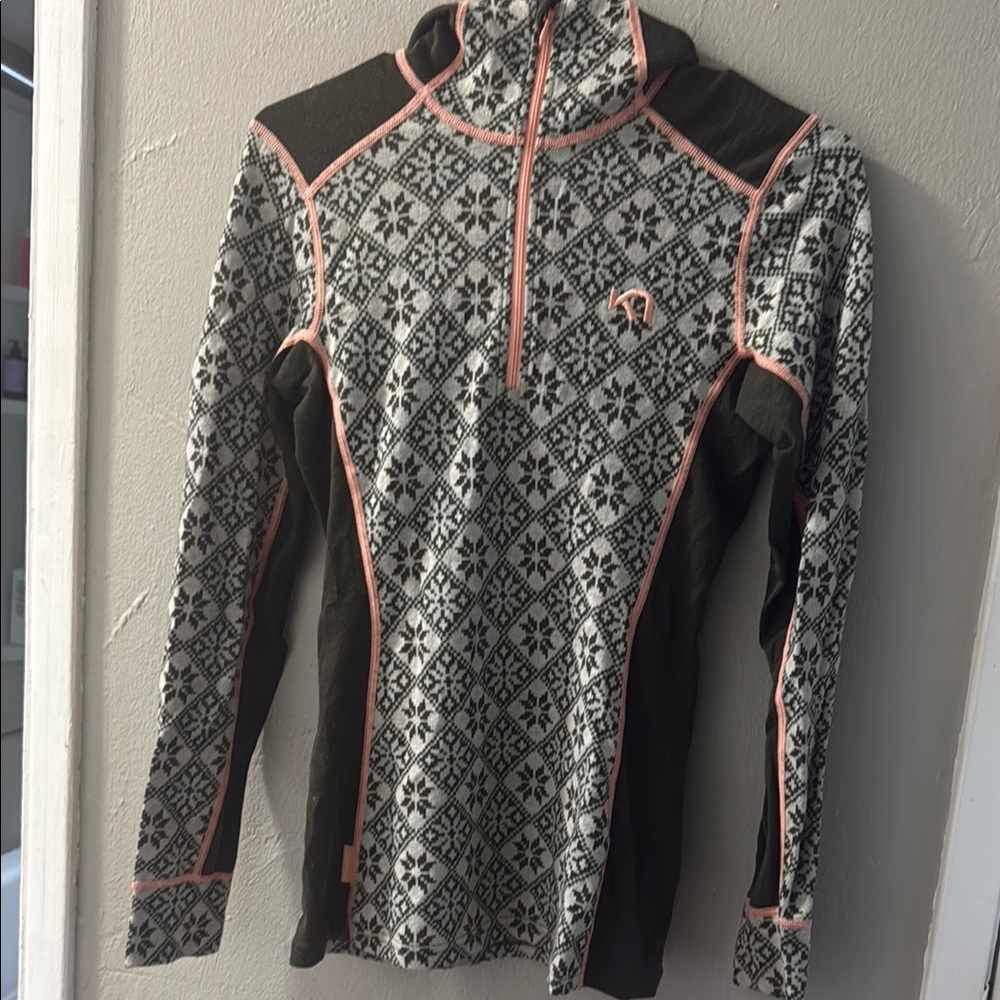 Rose Baselayer Hoodie